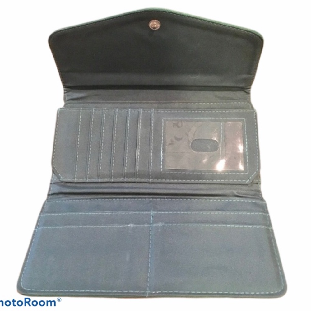 Green Wallet - Picture 3 of 4